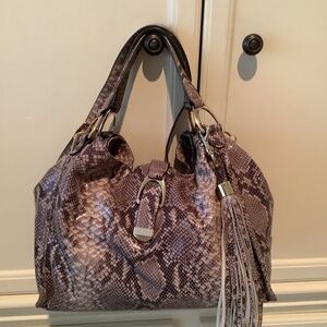 GILI Snake Embossed All Leather Purse